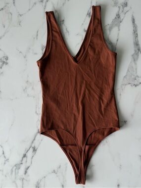 Women’s Abercrombie and Fitch Brown Bodysuit, 2 Button Closure Sz Small EUC